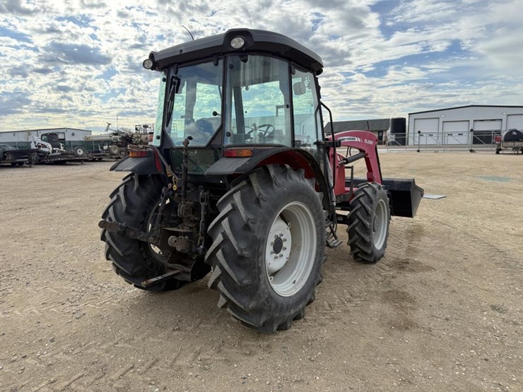 2009-massey-ferguson-3625-image-5