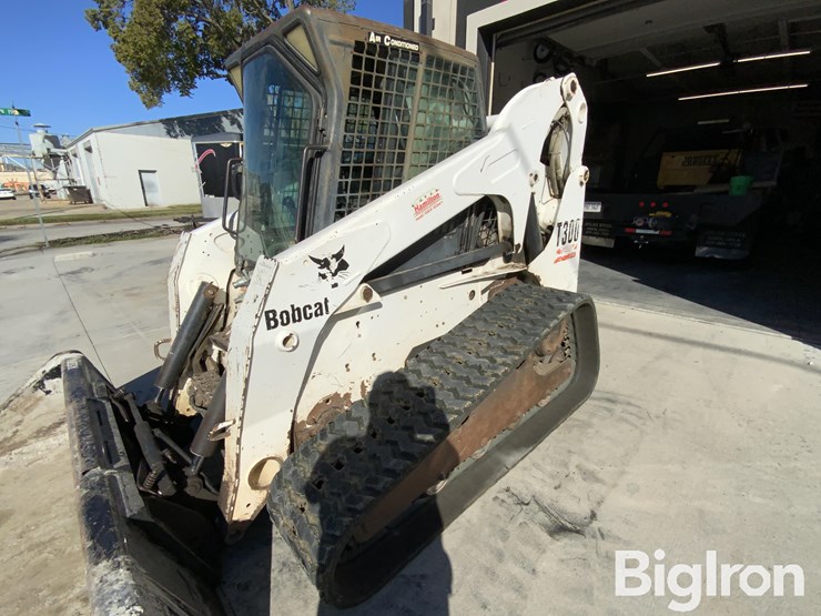 bobcat-t300-image-9
