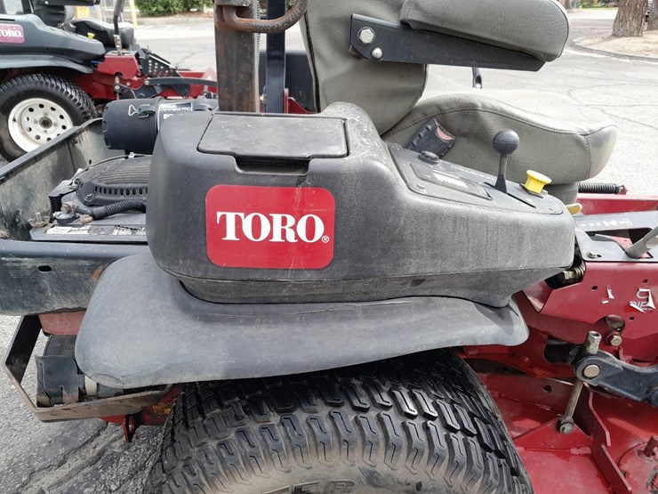 lot#--toro-ultra-elite-72-lawn-mower-image-5