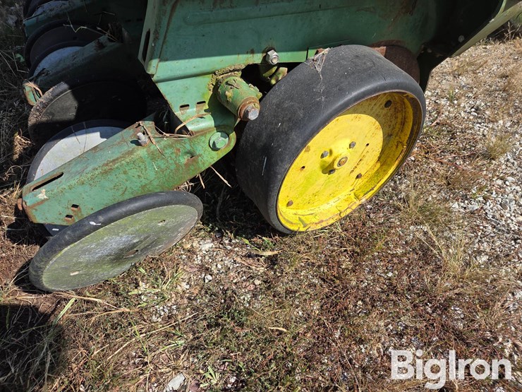 john-deere-7100-image-16