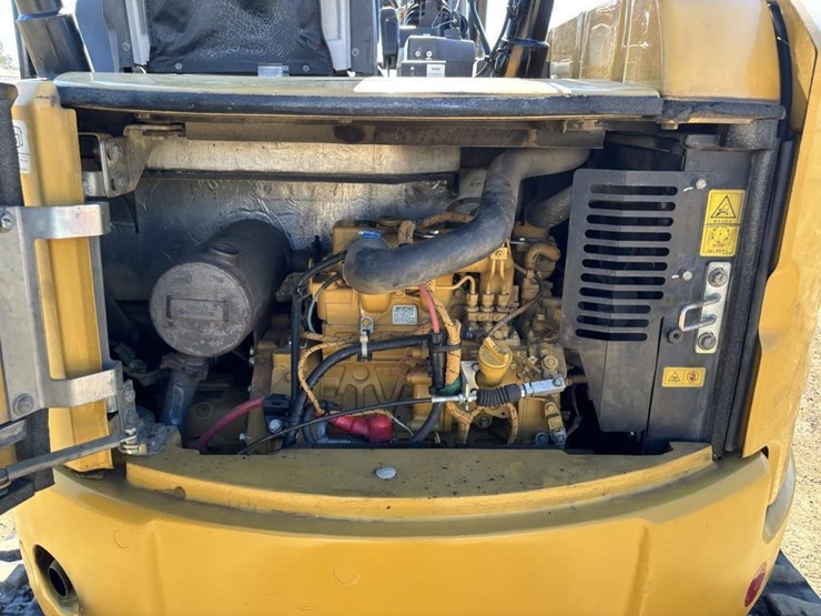 caterpillar-303.5e2-cr-image-44