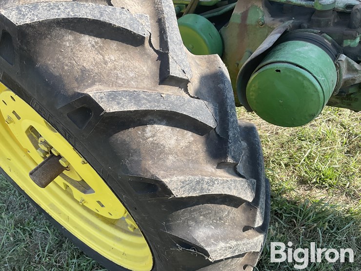 1959-john-deere-530-image-16