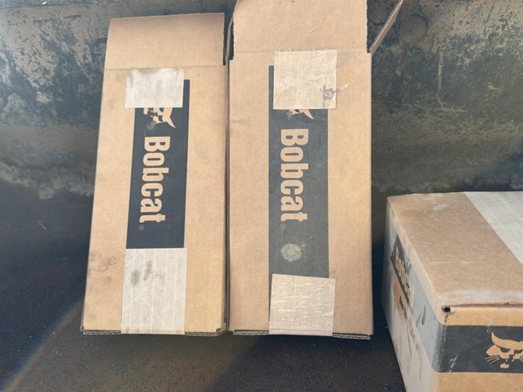 2020-bobcat-t870-image-53