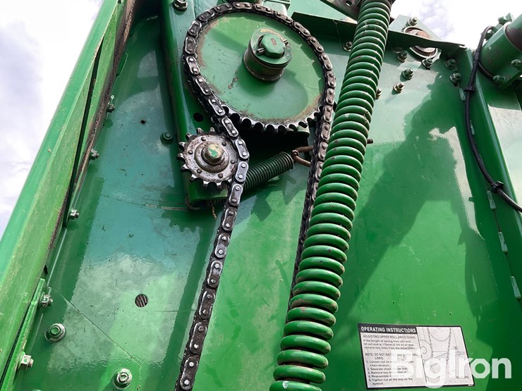 2000-john-deere-566-image-15