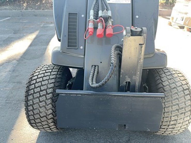 lot#--hercules-h130-mini-wheel-loader-with-fork-and-bucket-attachment-image-6