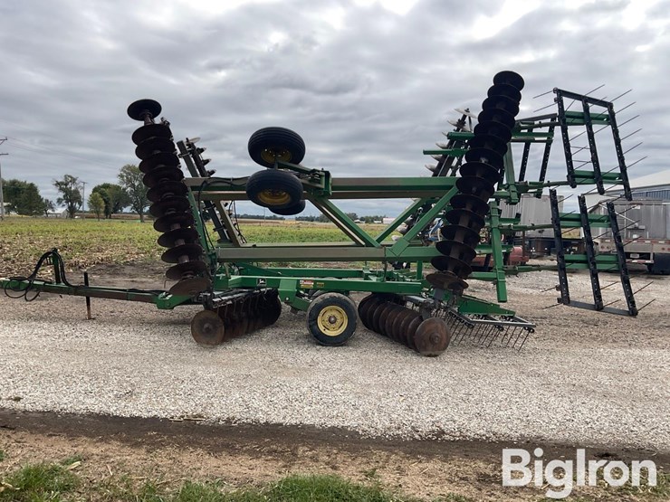 john-deere-630-image-8