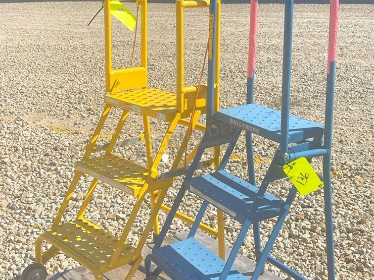 2--folding-30"-tall-metal-utility-stairs-image-1