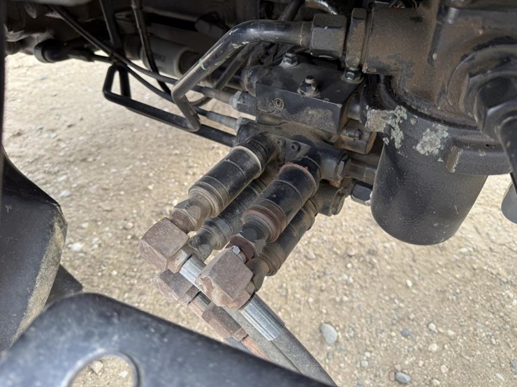 2009-massey-ferguson-3625-image-39