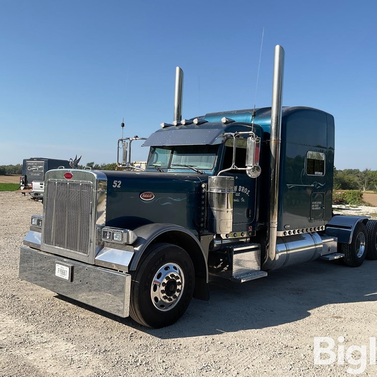 2006 PETERBILT 379