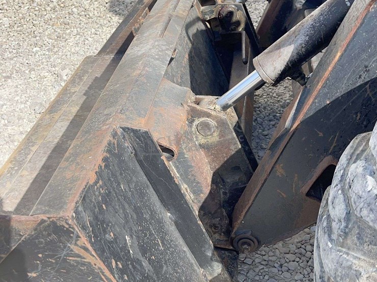 new-holland-lx665-turbo-image-44