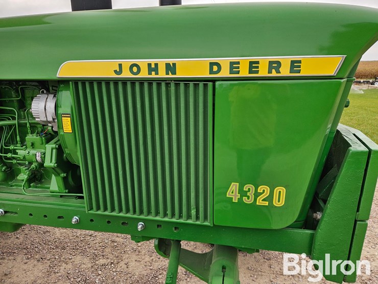 1972-john-deere-4320-image-18