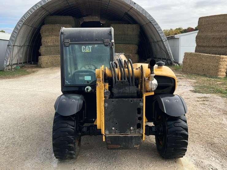 #102-•-2015-cat-th225c-telehandler-image-5