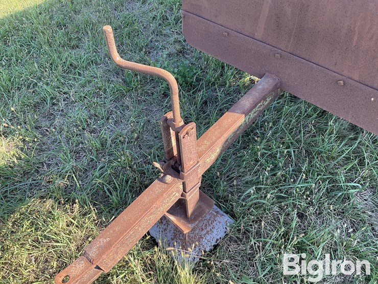 john-deere-h-image-10