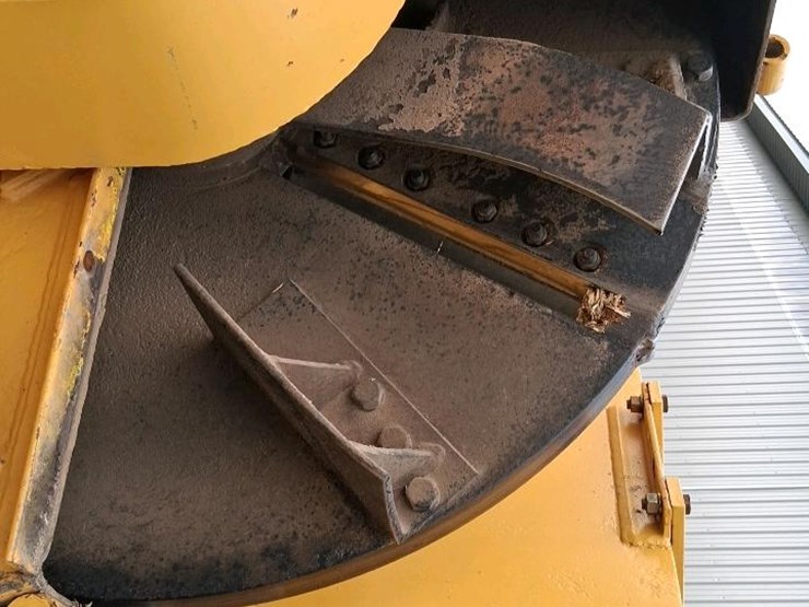 #123-•-vermeer-16"-grinder-image-40