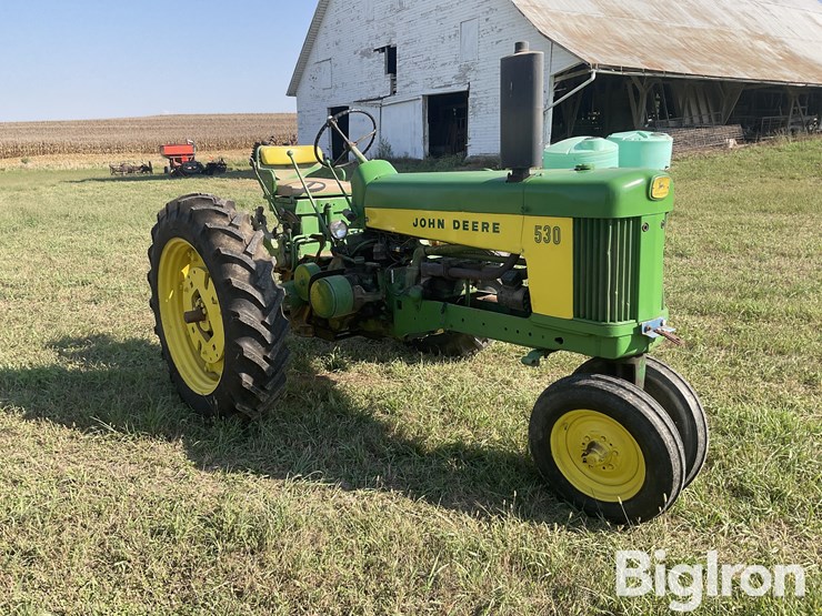 1959-john-deere-530-image-3