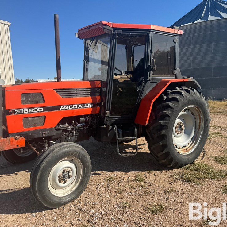 1991 AGCO ALLIS 6690