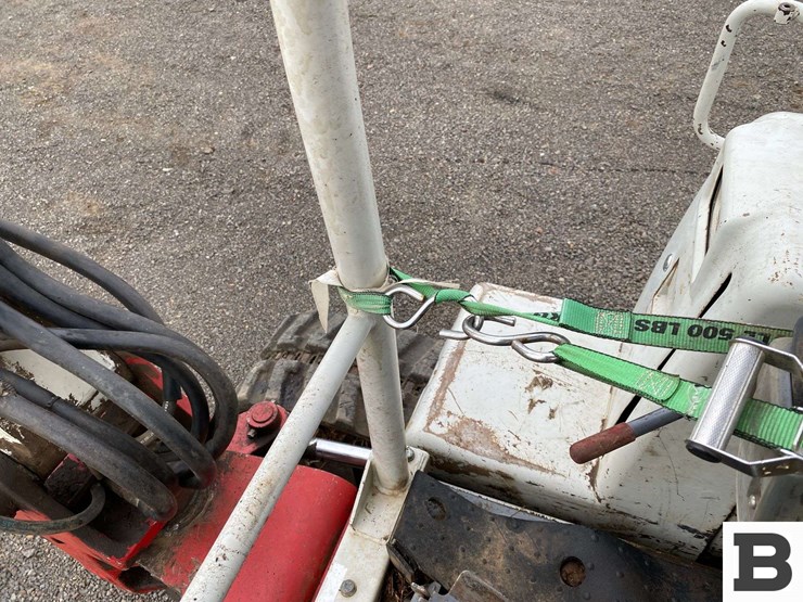 takeuchi-tb135-image-50