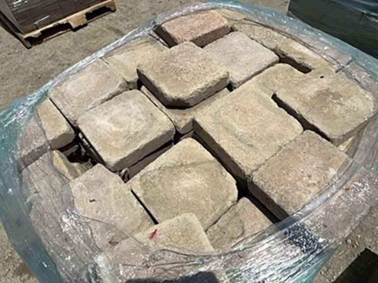 lot#--pallet-of-paver-stones-image-2