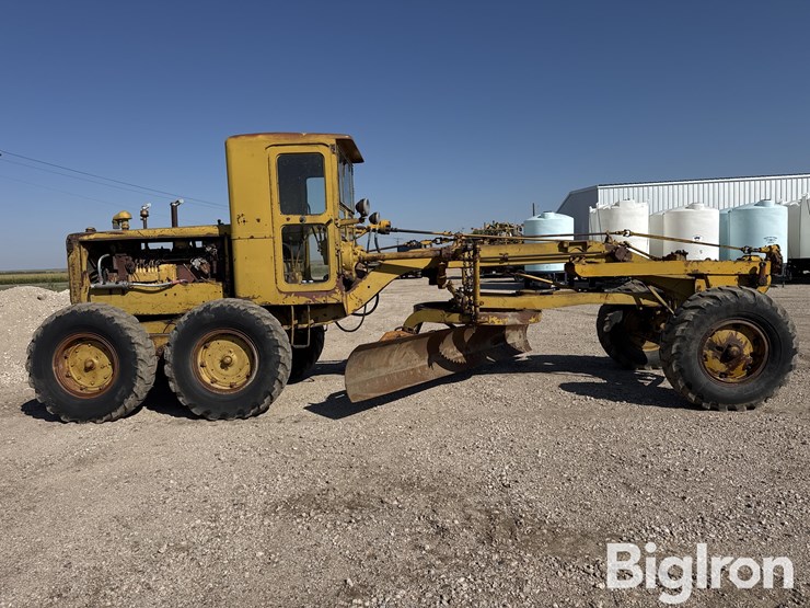 caterpillar-12-image-4