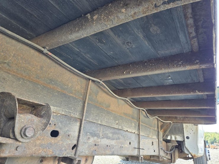 #5013-•-2015-chevrolet-4500-box-truck-image-38