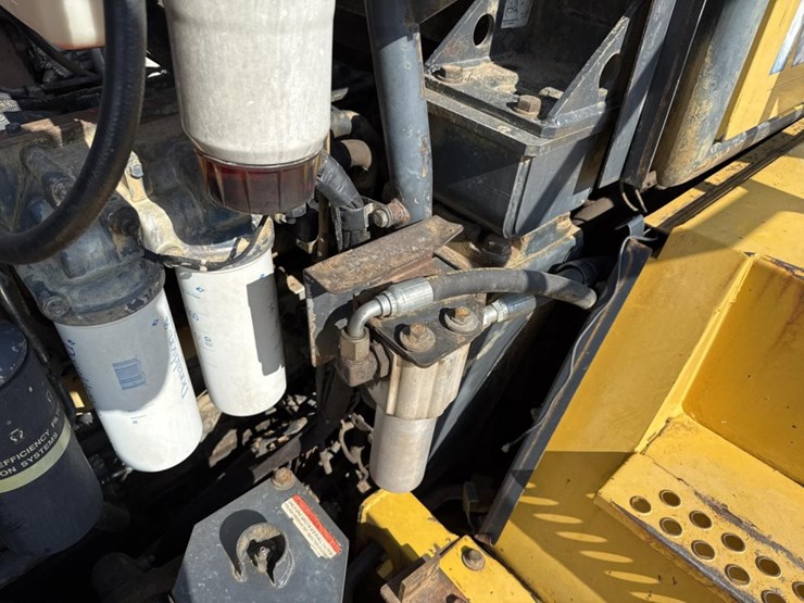 2008-komatsu-hm400-2-image-13