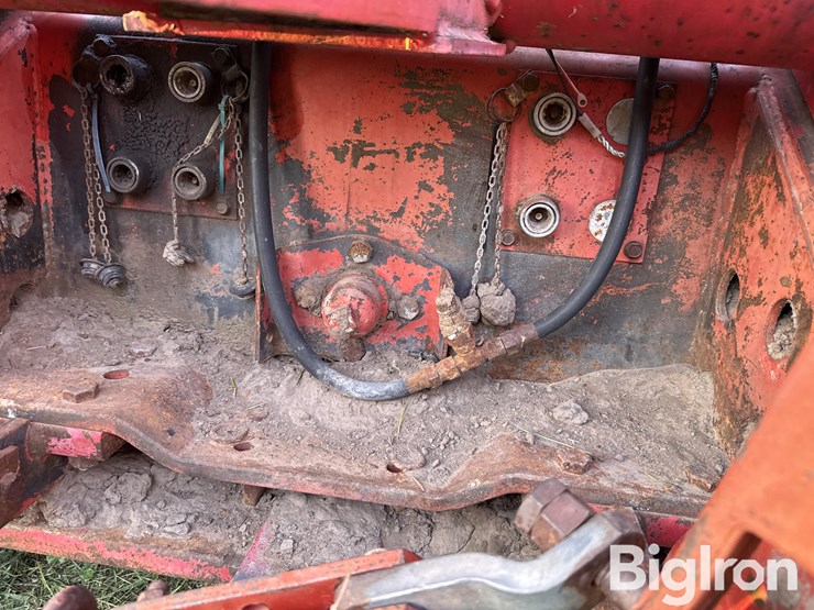 massey-ferguson-1805-image-14