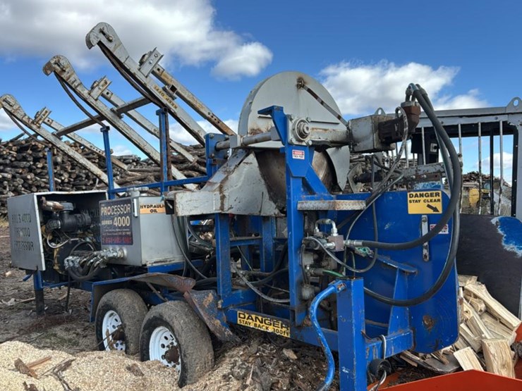 2016-caterpillar-c2.2-image-1