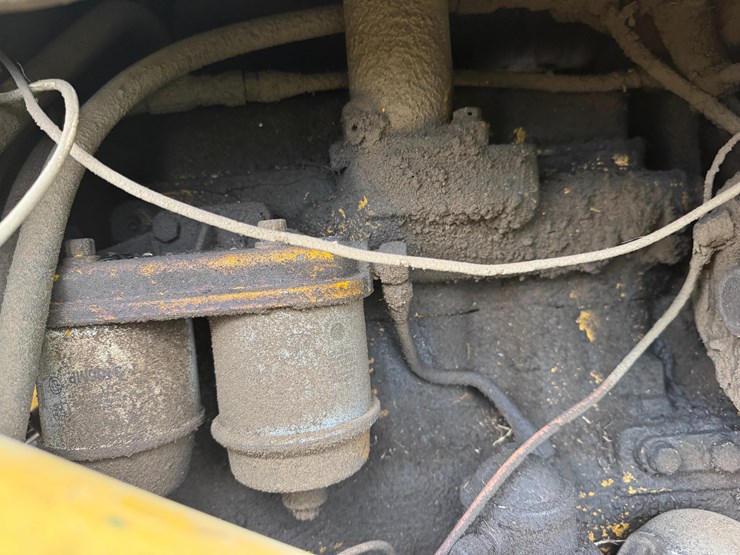 john-deere-350-image-17