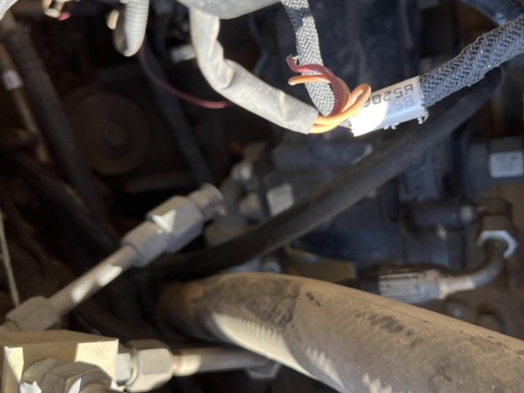 john-deere-1050-image-36