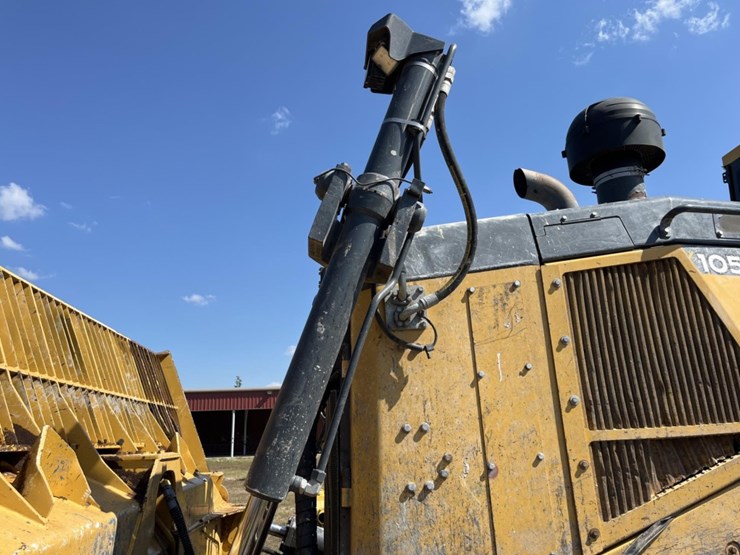 john-deere-1050-image-19