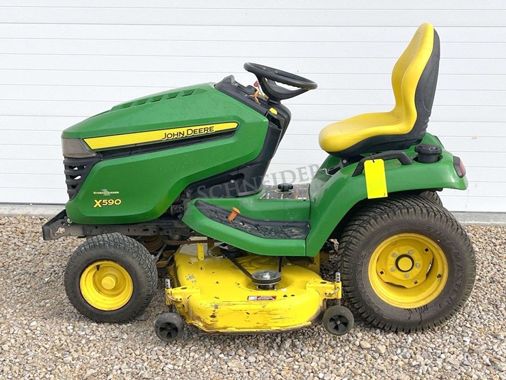 john-deere-x590-image-4