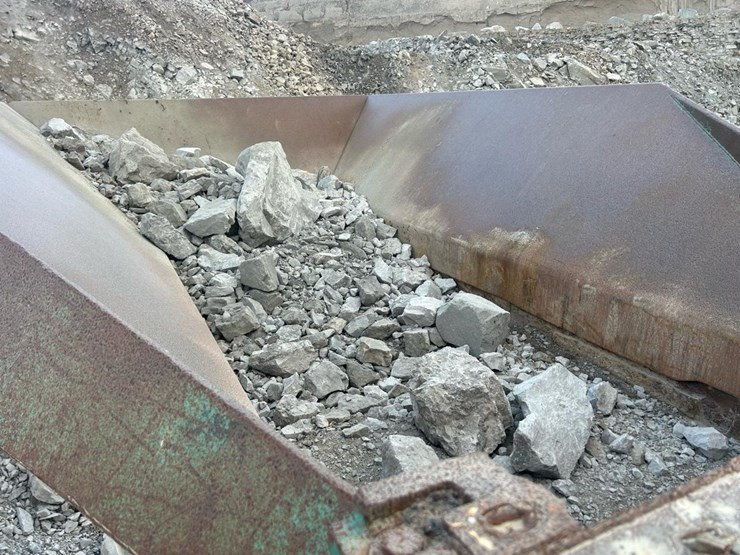 2006-caterpillar-c12-image-38