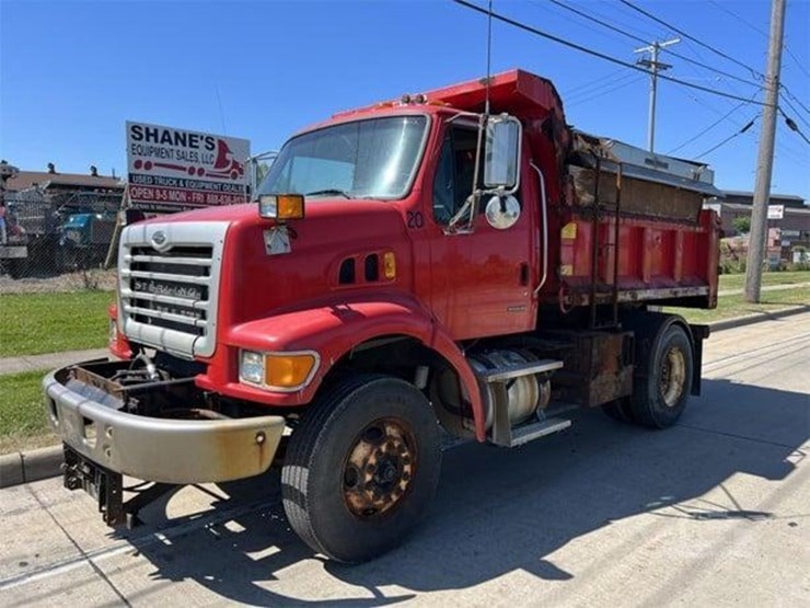 2007-sterling-l7500-image-6