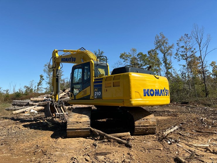 2014-komatsu-pc210-lc-10-image-10