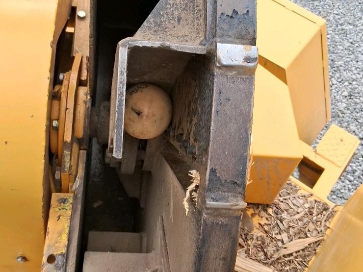 #123-•-vermeer-16"-grinder-image-35