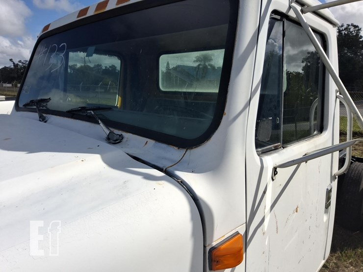 1999-international-4700-image-13