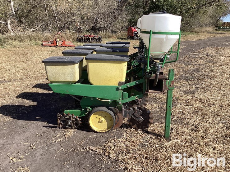 john-deere-7000-image-4