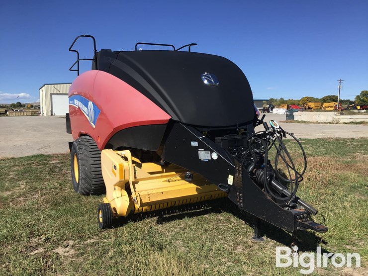 2014-new-holland-340-image-3