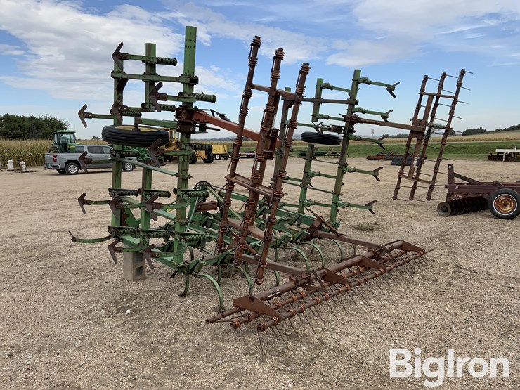 john-deere-1100-image-7