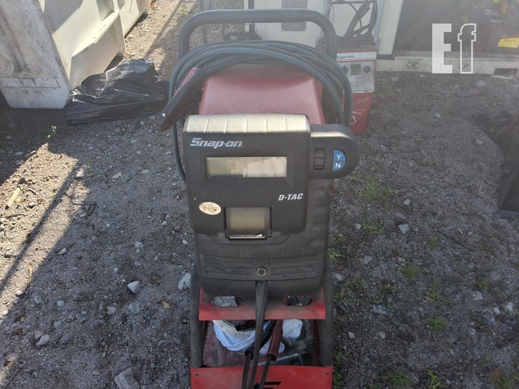 snap-on-battery-tester-eecs306-image-1