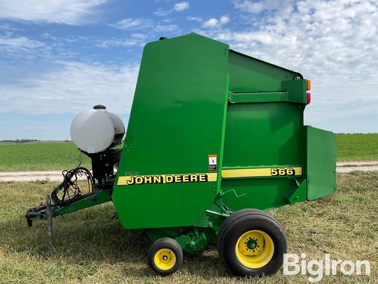 2000-john-deere-566-image-8