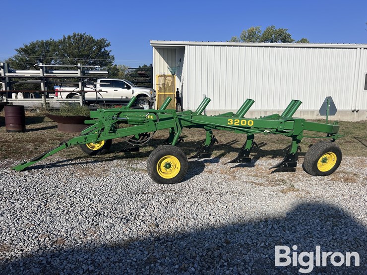 john-deere-5-image-8