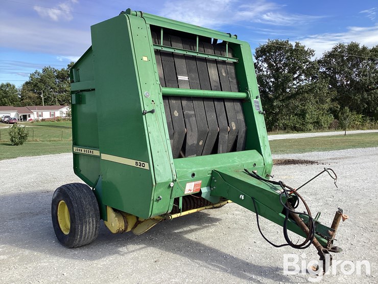 1985-john-deere-530-image-3