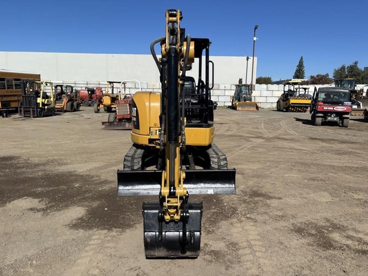 caterpillar-303.5e2-cr-image-6