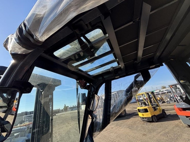 2018-toyota-8fdu30-image-26