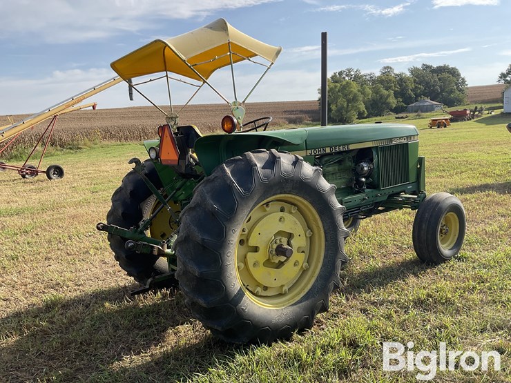 1980-john-deere-2940-image-5