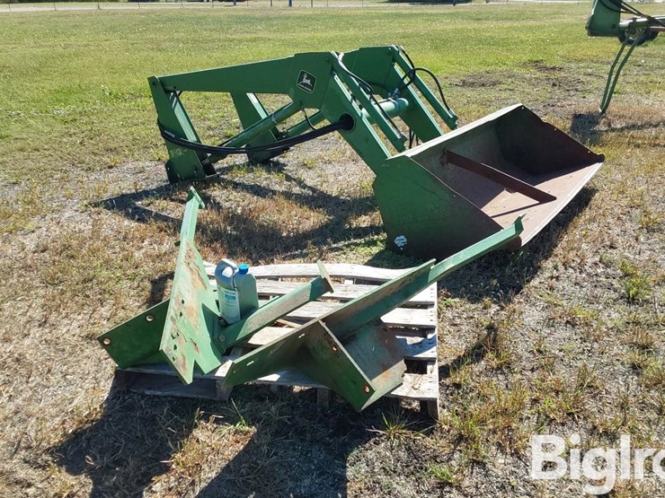 john-deere-148-image-3