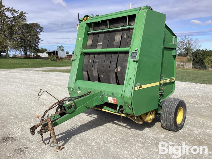 1985-john-deere-530-image-1