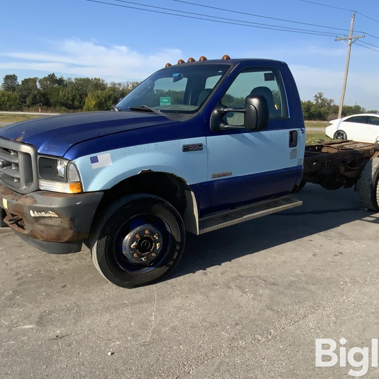 2003 FORD F550 XL