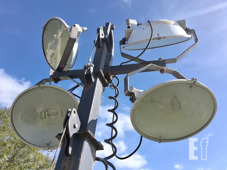 generac-light-tower-kubota-diesel-image-8